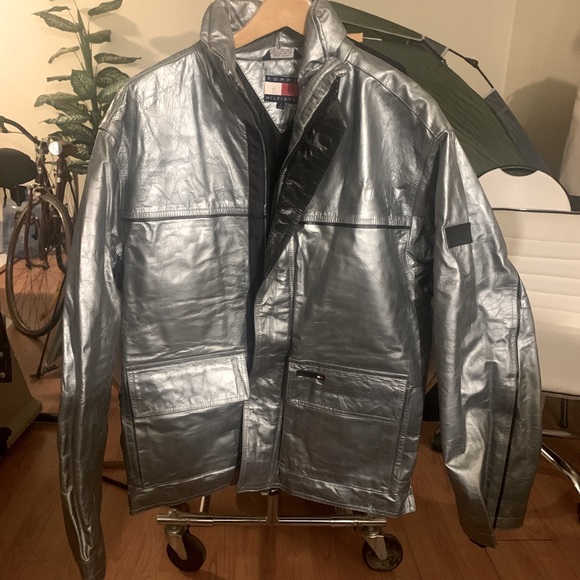 Authentic Tommy Hilfiger Black Label Metallic Gray